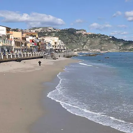 Il Porticciolo 아파트